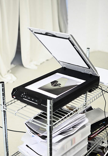 Image of a scanner prepared for scanning
